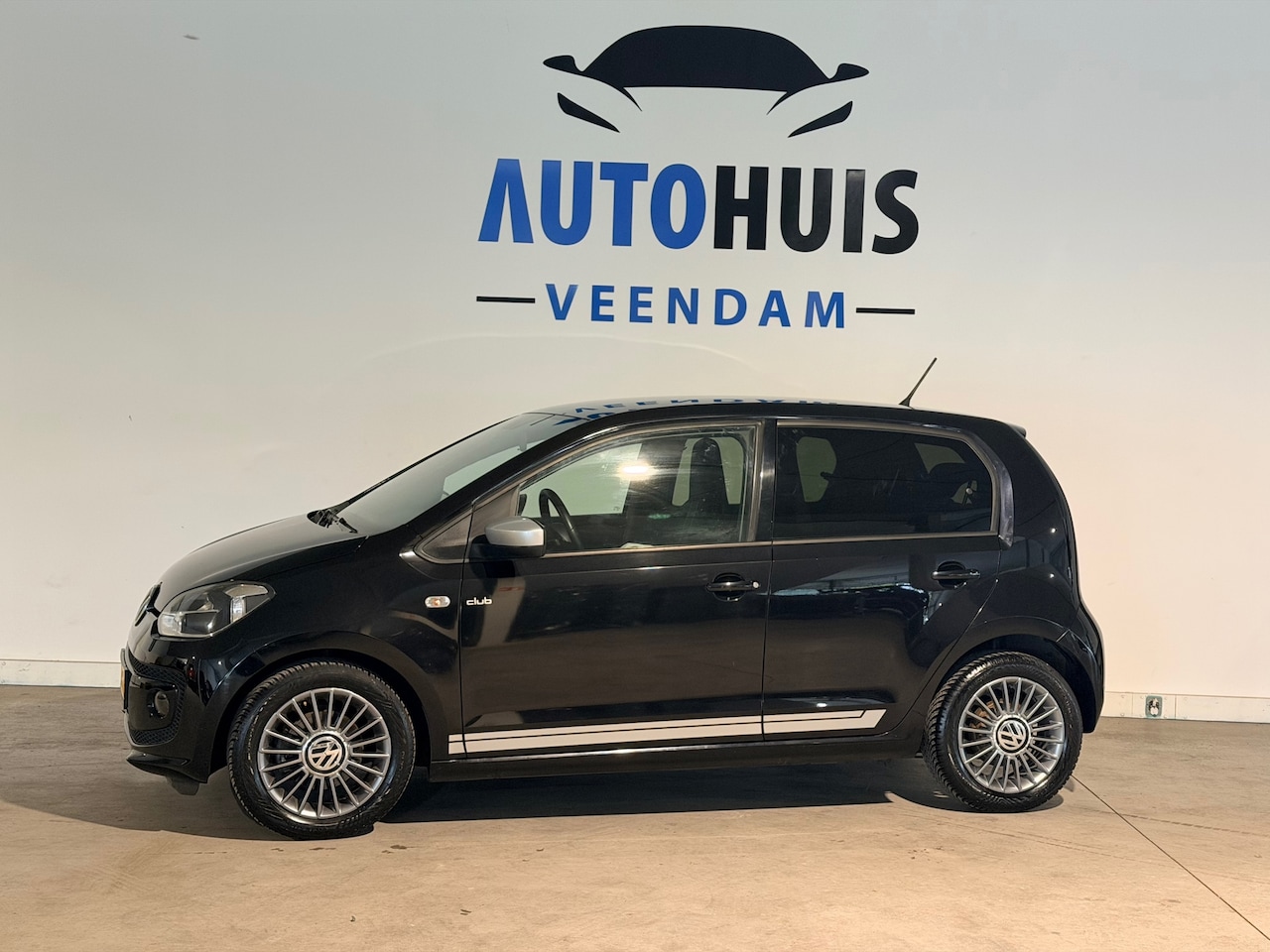 Volkswagen Up! - 1.0 high up! 1.0 high up! - AutoWereld.nl