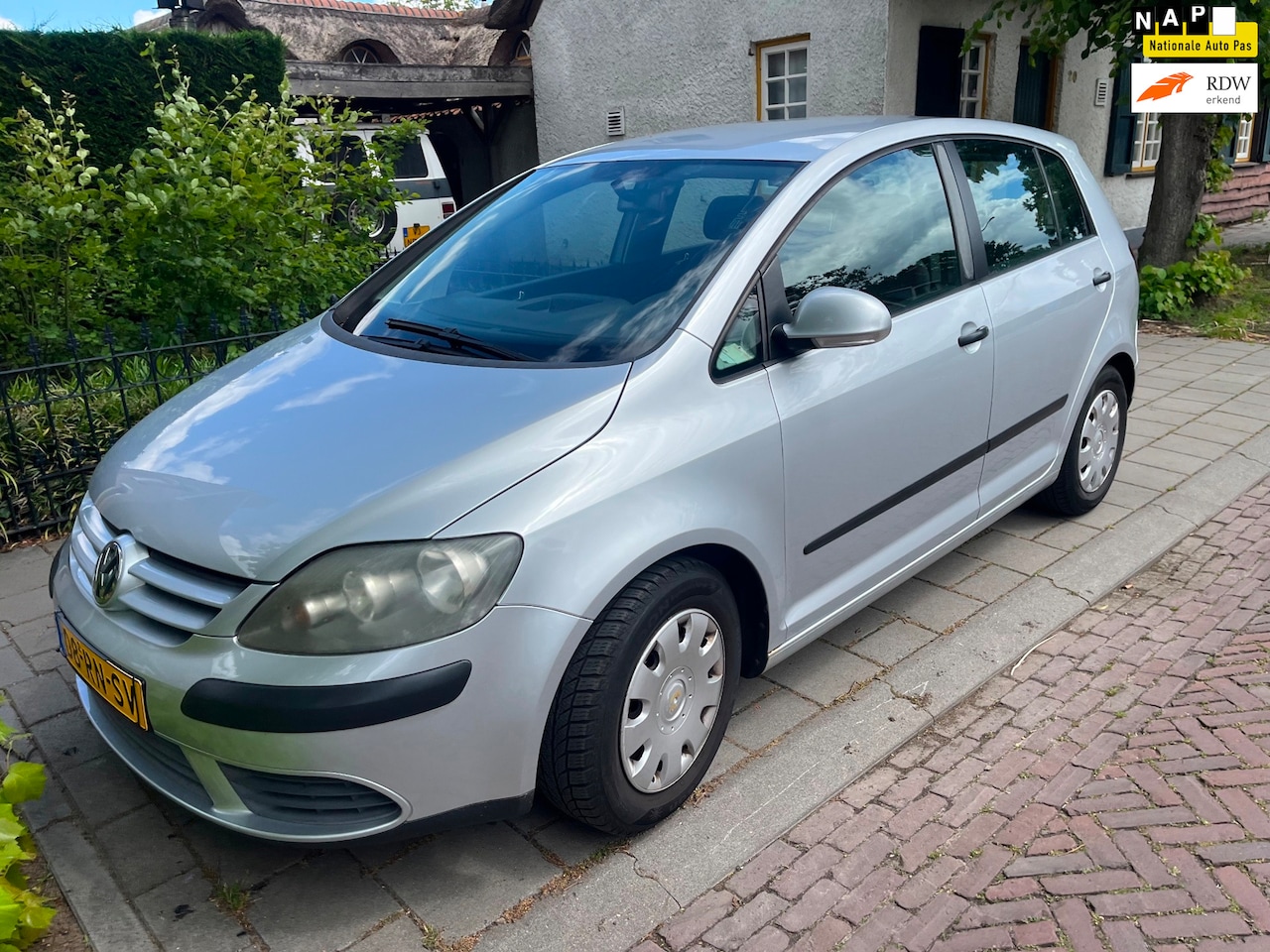 Volkswagen Golf Plus - 1.6 FSI Comfortline KOPPELING DEFECT - AutoWereld.nl
