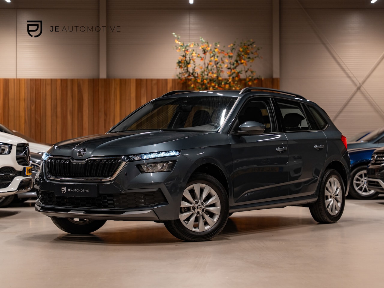 Skoda Kamiq - 1.0 TSI Business Edition DSG, Apple Carplay, Android Auto, ACC, Trekhaak 13p, Voll Led, Ca - AutoWereld.nl