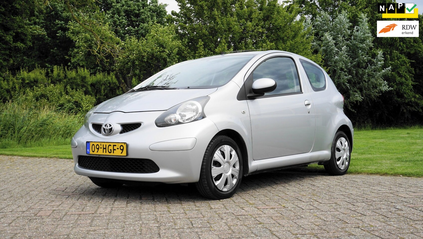 Toyota Aygo - 1.0-12V + Navigatie Airco - AutoWereld.nl