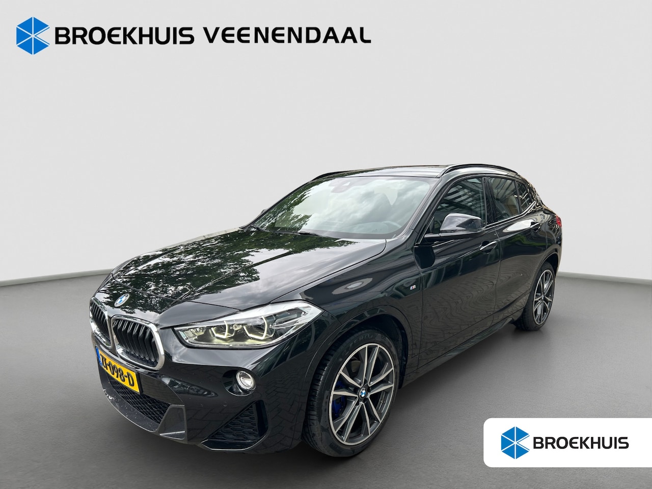 BMW X2 - sDrive18i M-Sport | Pano | HUD | Trekhaak | Cruise Control | Achteruitrijcamera | Elektris - AutoWereld.nl