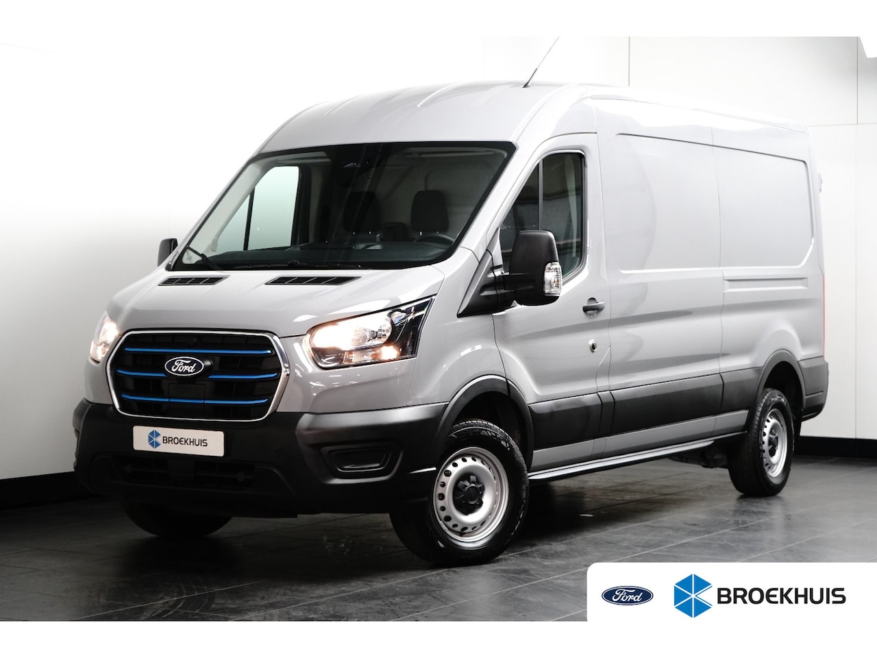 Ford E-Transit - 350 L3H2 Trend 68 kWh | CarPlay/Android Auto | Stoelverwarming | Voorruitverwarming | Crui - AutoWereld.nl