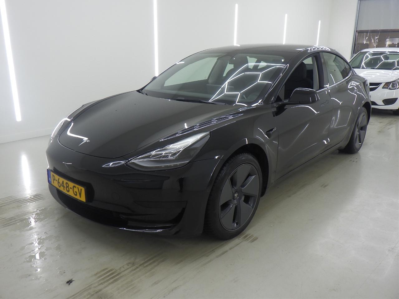 Tesla Model 3 - Standard RWD Plus UPGRADE [ RYZEN AMD+LFP-ACCU+WARMTEPOMP+AUTOPILOT+60 kWh+PREMIUM AUDIO ] - AutoWereld.nl