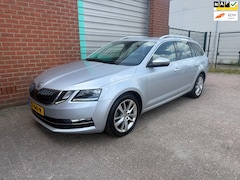 Skoda Octavia Combi - 1.0 TSI Greentech Style Business automaat NAV. Bj:2018 NAP