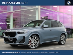BMW X1 - xDrive25e M Sport Automaat / Panoramadak / Trekhaak / Sportstoelen / M Adaptief onderstel