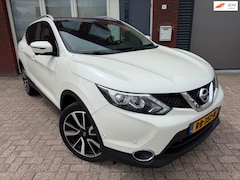 Nissan Qashqai - 1.2 Tekna / Pano / Leder / Navi / Camera / PDC / LED / NAP