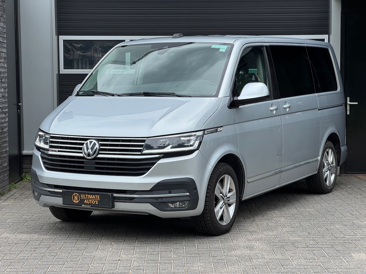 Volkswagen Transporter Multivan - 2.0 TDI BM L1H1 4Motion Highline DC 2.0 TDI BM L1H1 4Motion Highline DC Camera, Navi - AutoWereld.nl