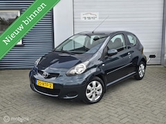 Toyota Aygo - 1.0-12V Aspiration Green Navigator 43000km