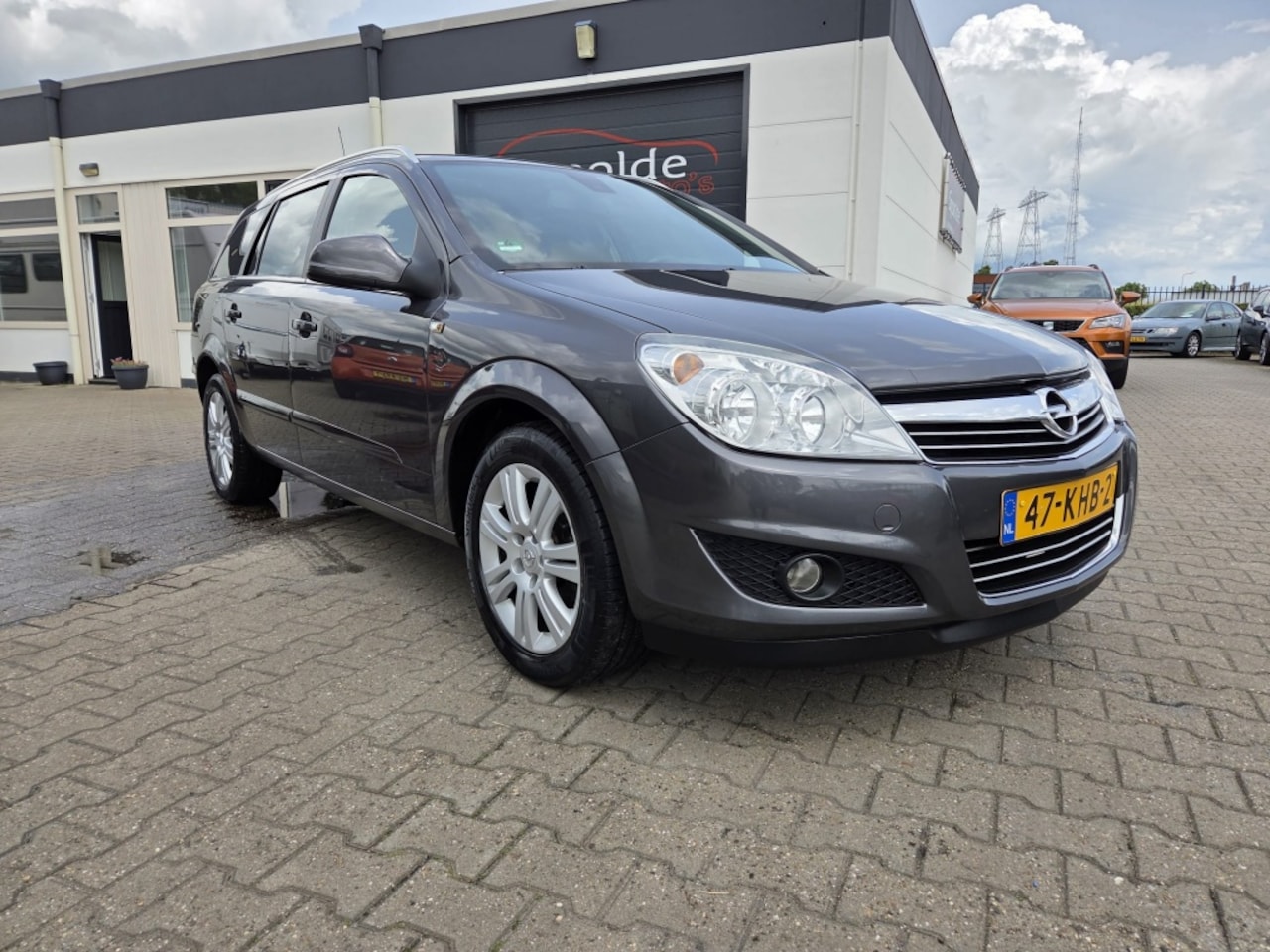 Opel Astra Wagon - 1.6 Cosmo/Leer/Apk 08-'27 - AutoWereld.nl