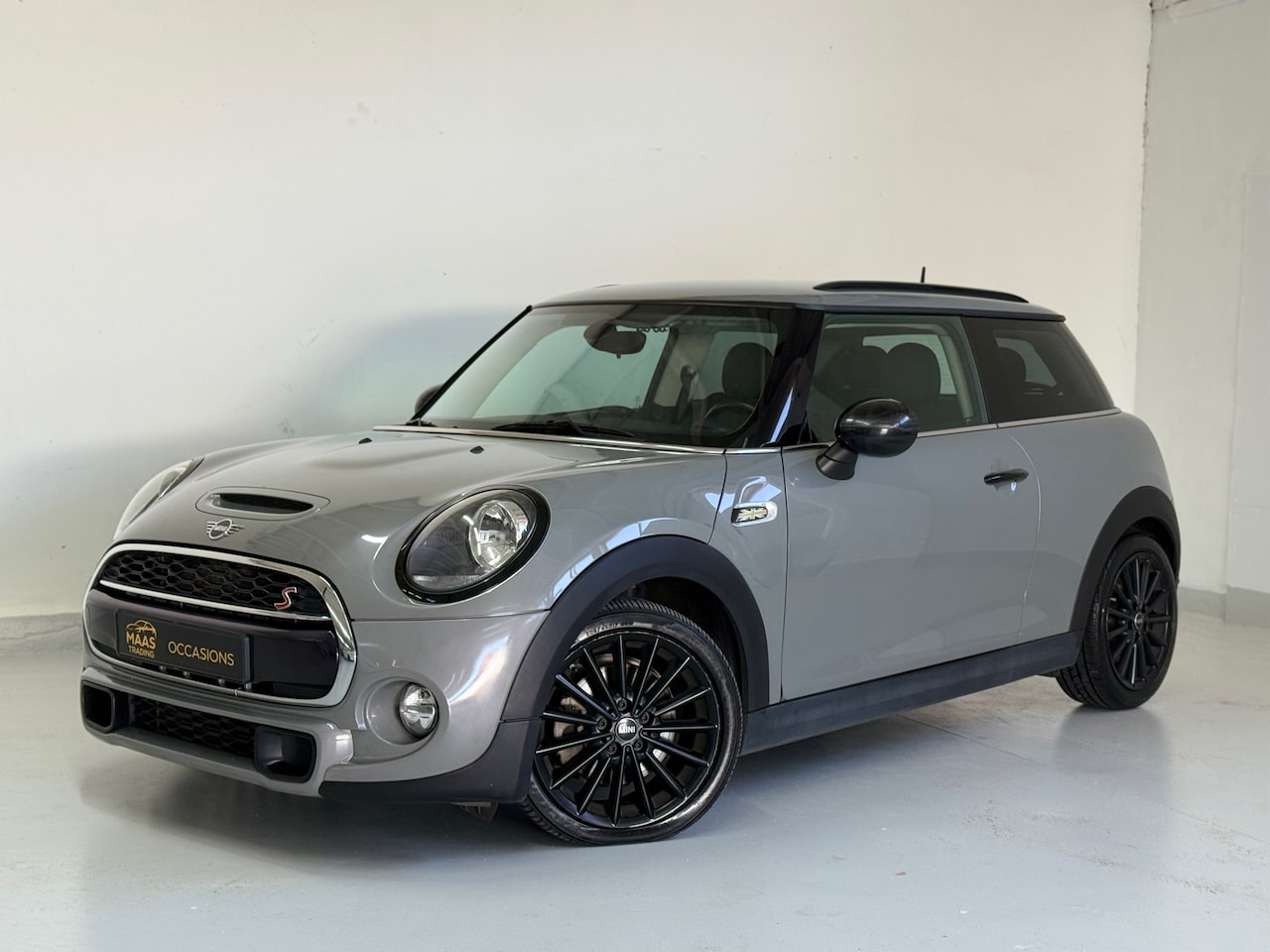 MINI Cooper S - Mini 2.0 Automaat / Leder / JCW Stuurwiel - AutoWereld.nl