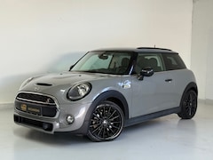 MINI Cooper S - 2.0 Automaat / Leder / JCW Stuurwiel