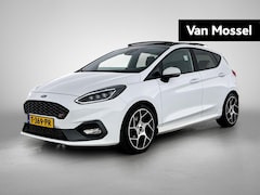 Ford Fiesta - 1.5 EcoBoost ST-3 | Airco | Camera | Navigatie | Panorama dak | Stoelverwarming | Parkeers