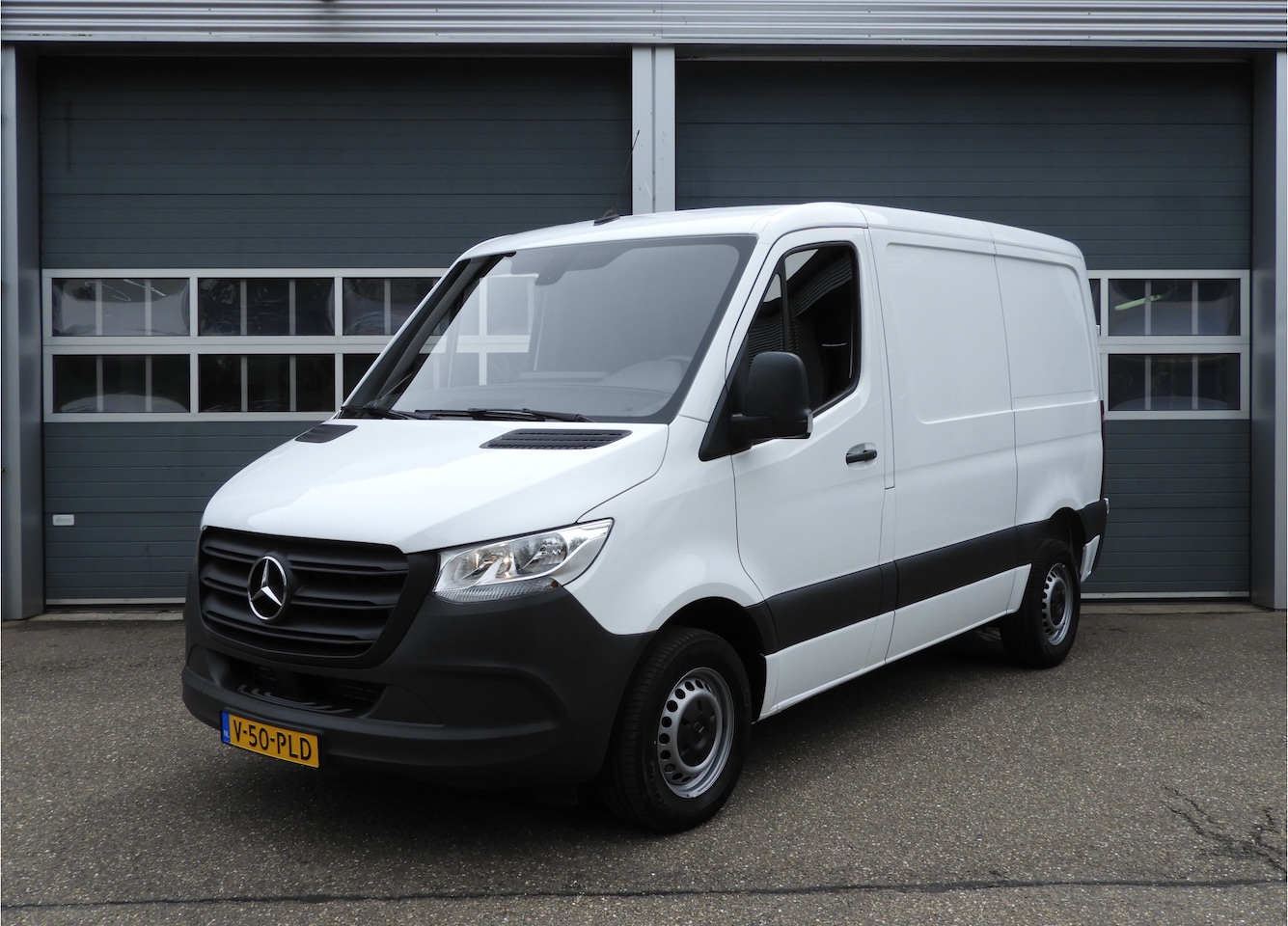 Mercedes-Benz Sprinter - 314 2.2 CDI L1H1 | TREKHAAK | CAMERA | CARPLAY | NAVI - AutoWereld.nl