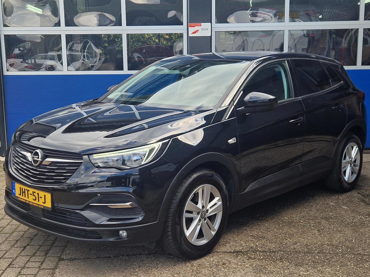 Opel Grandland X - 1.2 Turbo Business Executive / Automaat / Trekhaak / Carplay / Stoelverwarming / Stuurverw - AutoWereld.nl
