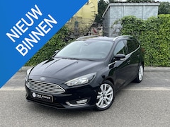 Ford Focus Wagon - 1.0 Titanium * Navi * Nieuwe Distr. * Garantie
