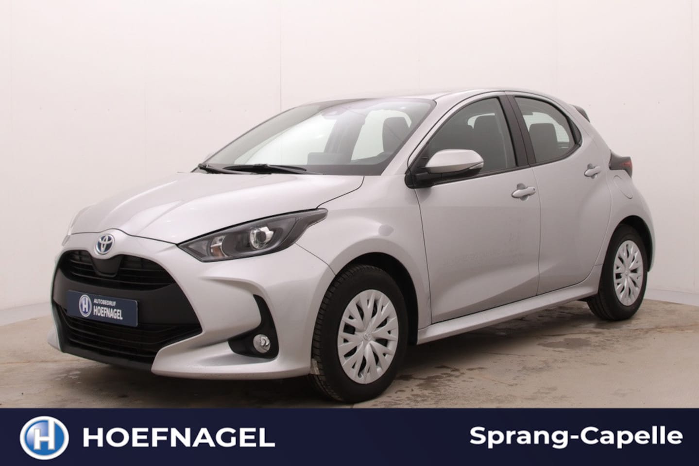 Toyota Yaris - 1.5 Hybrid Comfort | Camera | Adaptive Cruise | CarPlay | Stoelverwarming - AutoWereld.nl