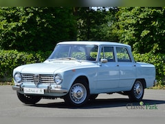 Alfa Romeo Giulia - 1300