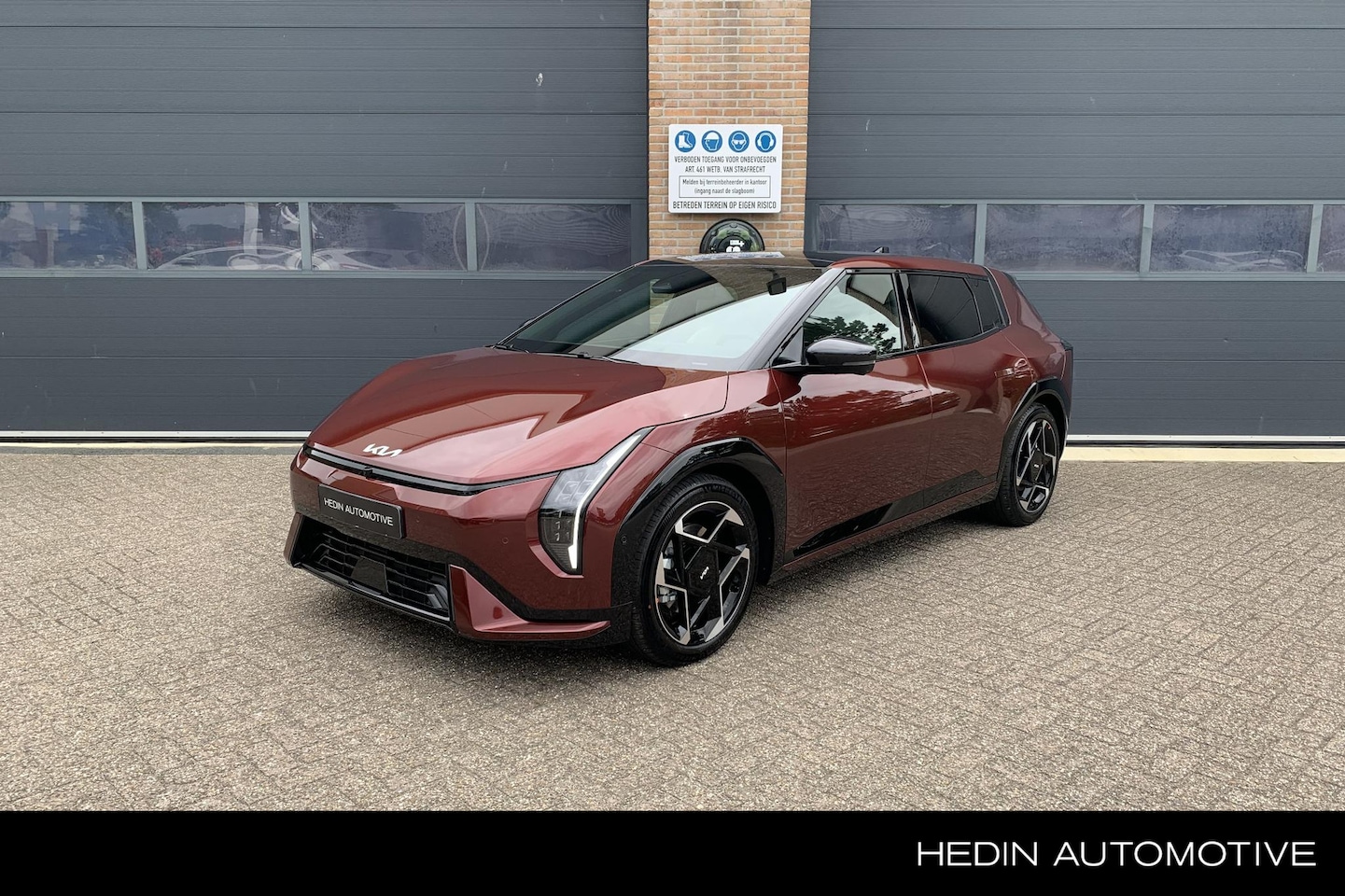 Kia EV4 - Hatchback GT-PlusLine 81.4 kWh Alleen beschikbaar voor proefritten | Full Options - AutoWereld.nl