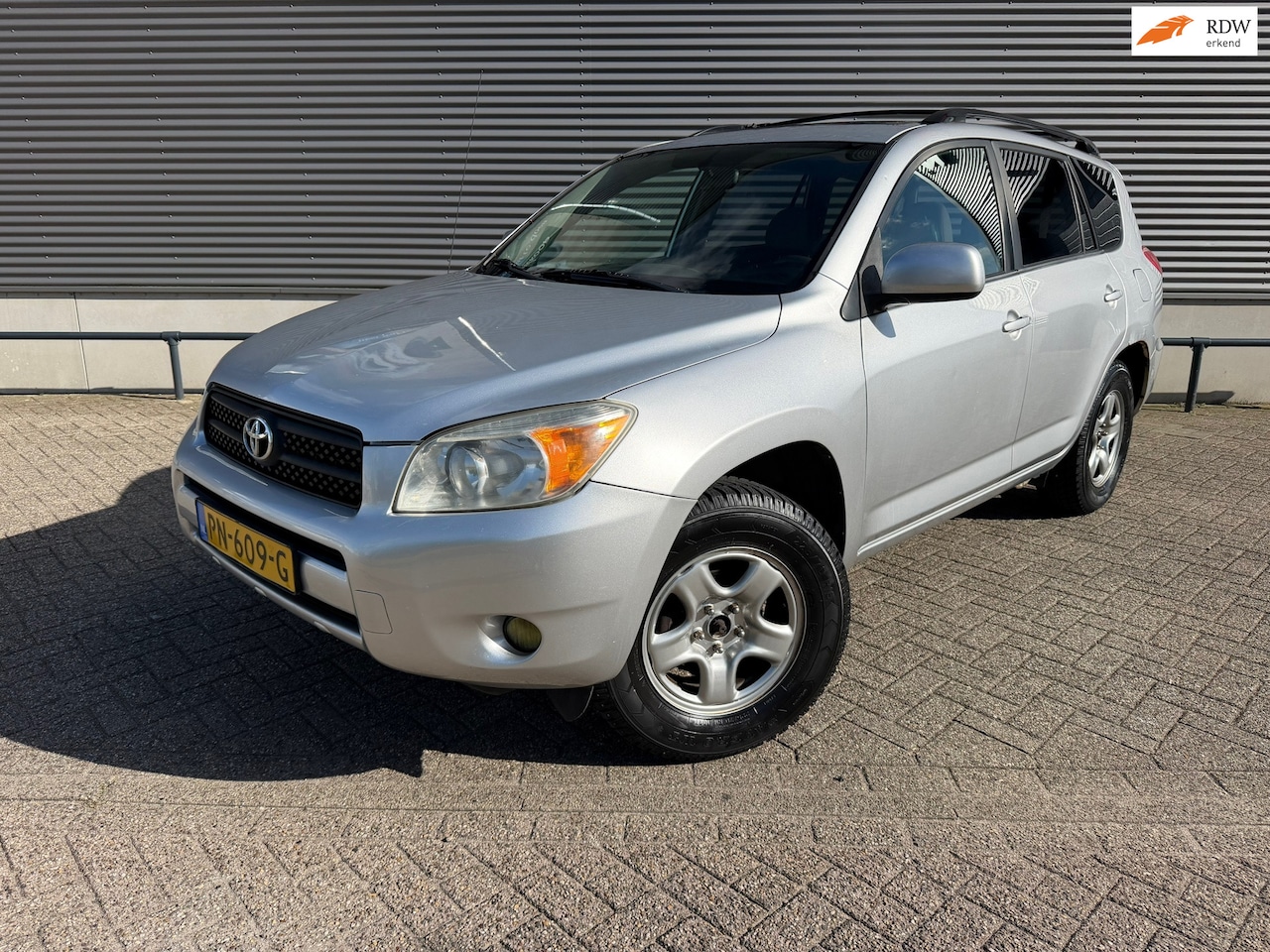 Toyota RAV4 - AutoWereld.nl