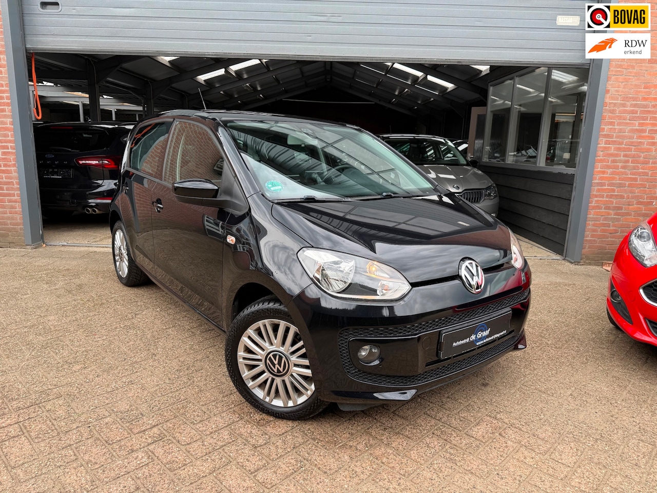 Volkswagen Up! - 1.0 HIGH-UP |CRUISE/PDC/NAVI/BLEUTOOTH/STOELVRW/KM 105000 - AutoWereld.nl