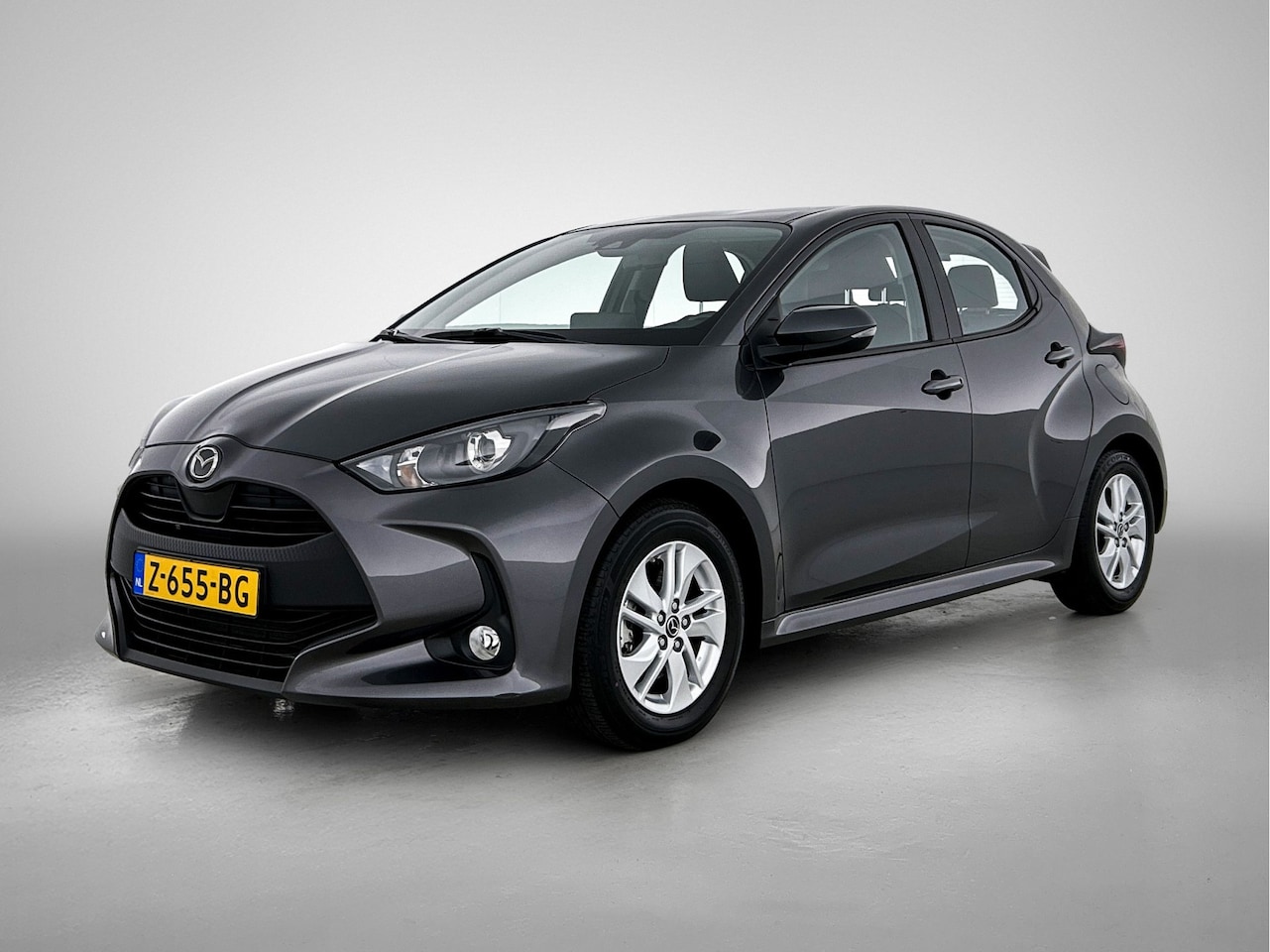 Mazda 2 Hybrid - 1.5 Agile | Stuur-/Stoelverwarming | Camera | Apple Carplay/Android Auto | Climate Control - AutoWereld.nl