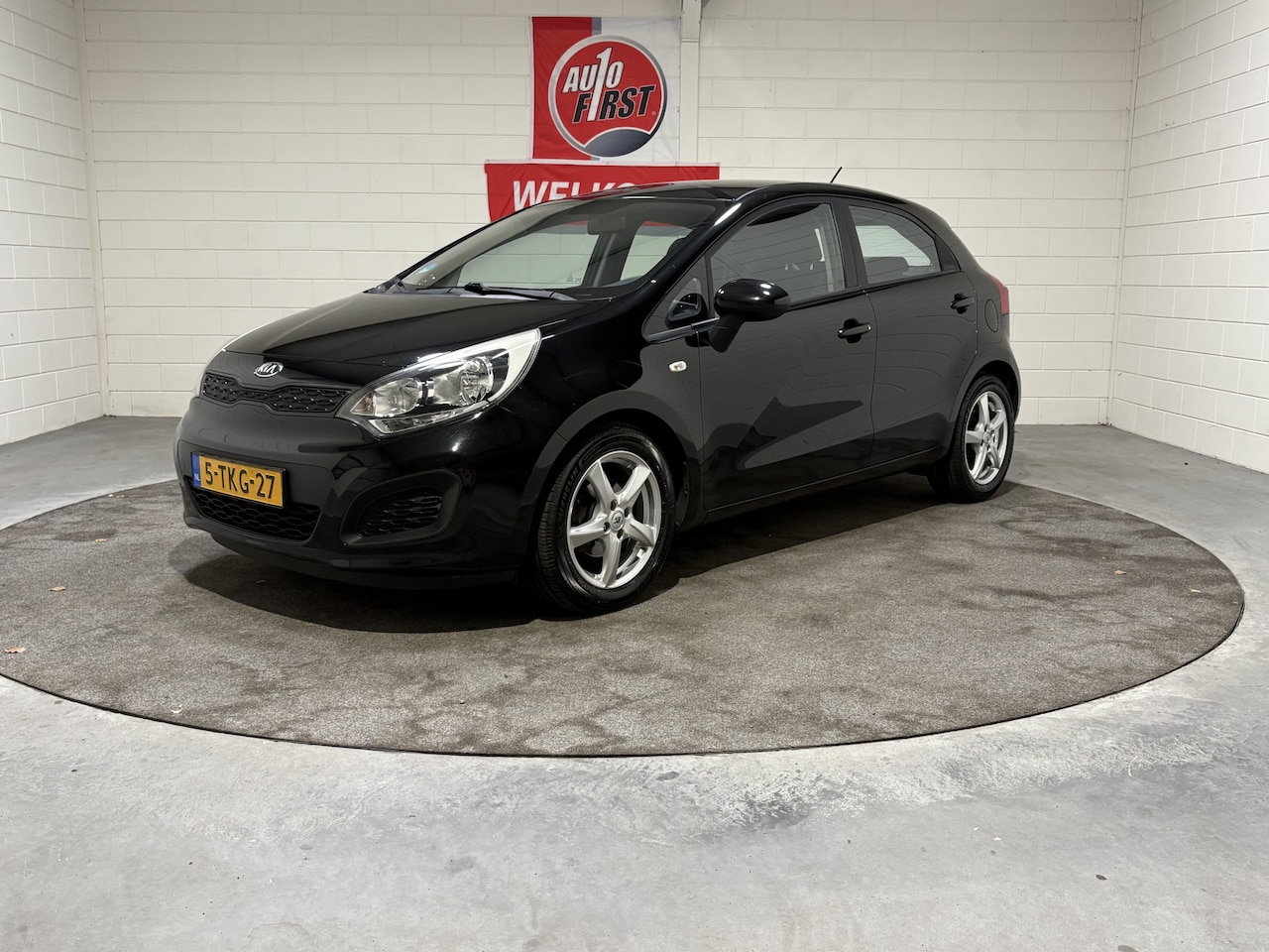 Kia Rio - 1.2 CVVT ComfortLine 1.2 CVVT ComfortLine, 2e eigenaar, Dealer onderhouden, Airco, Isofix, Lichtmetaal, Keurige - AutoWereld.nl