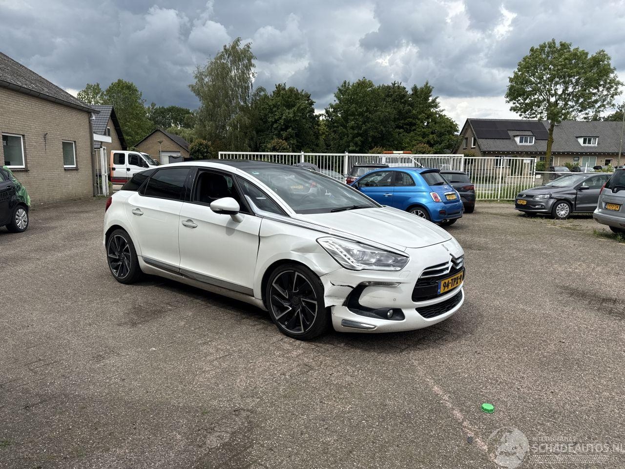 Citroën DS5 - 2.0 HDi Sport Chic REST BPM €700,-!!! - AutoWereld.nl