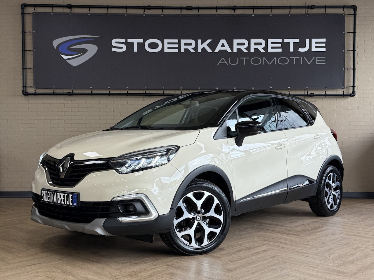 Renault Captur - 1.3 TCe 130pk | Intens | Navi | Carplay | 17" | Camera | Led | Stoelverwarming | Dealer on - AutoWereld.nl