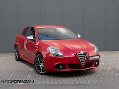 Alfa Romeo Giulietta - 1.7 TBi Quadrifoglio Verde 235PK Rosso