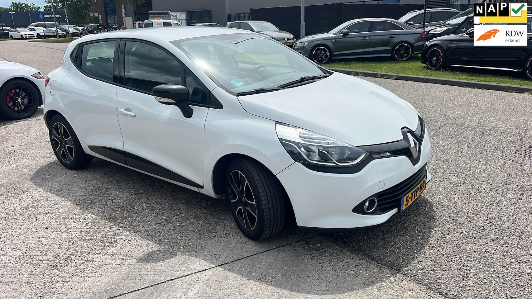 Renault Clio - 0.9 TCe Expression 0.9 TCe Expression 5-deurs - AutoWereld.nl