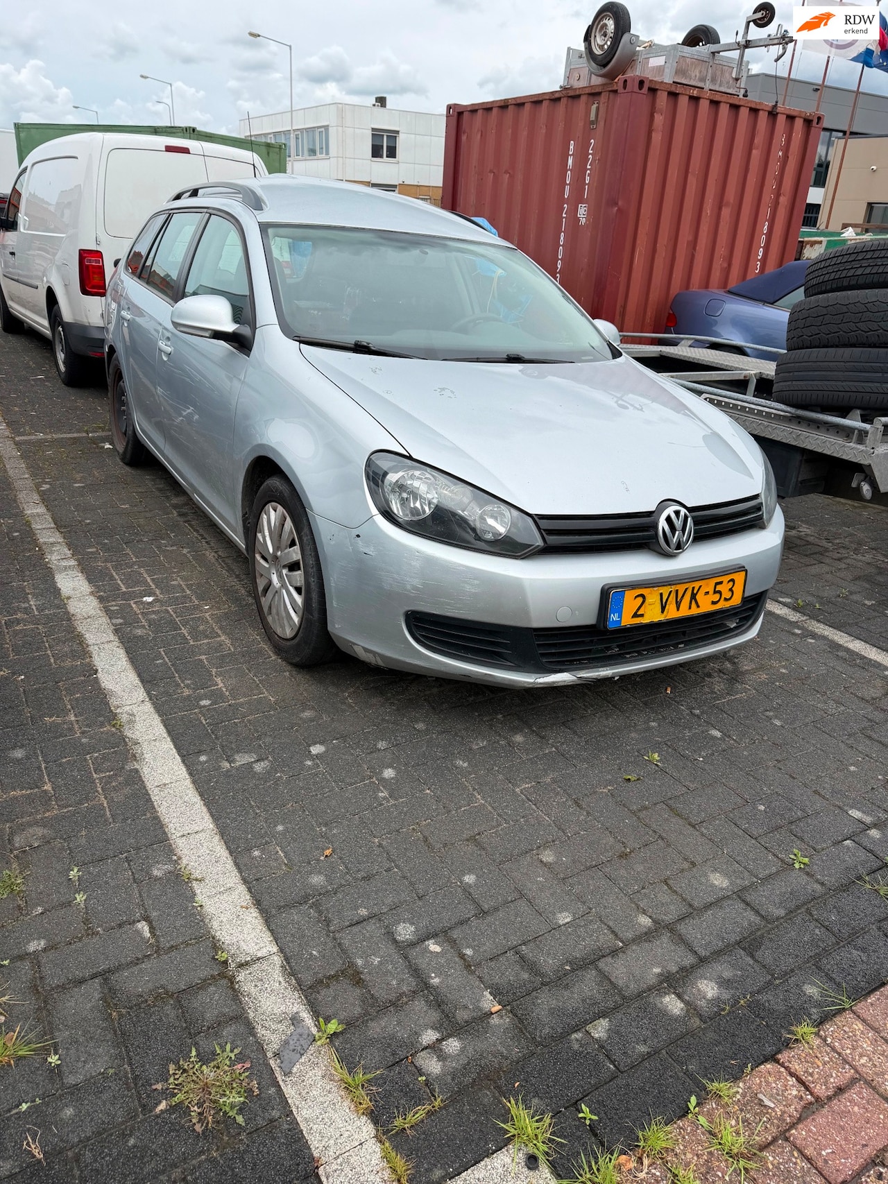 Volkswagen Golf Variant - 1.6 TDI Trendline BlueMotion rijd schakelt goed - AutoWereld.nl