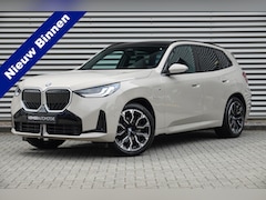 BMW X3 - 30e xDrive M-Sport | Panodak | Trekhaak | Memory | Driving Assistant | Iconic Glow |