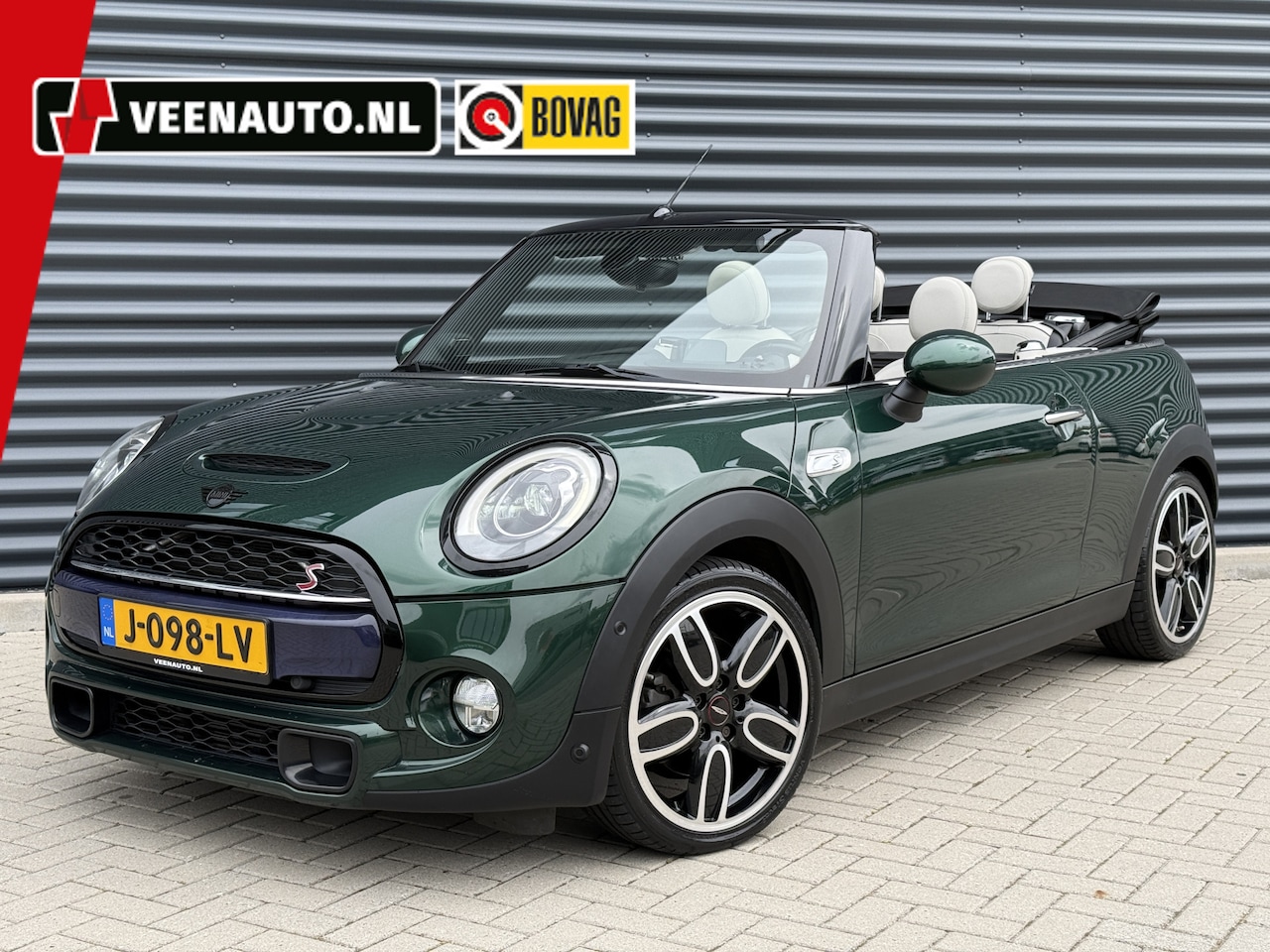 MINI Cabrio - 2.0 Cooper S JCW Leder/Camera/Harman Kardon - AutoWereld.nl