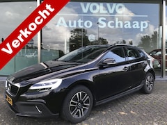 Volvo V40 Cross Country - 2.0 D2 Nordic+ | Rijklaar incl garantie | EURO6 Standkachel Verwarmbaar voorruit Thor LED