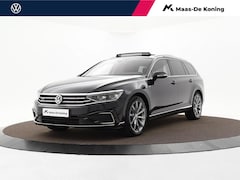 Volkswagen Passat Variant - 1.4 TSI 218pk DSG PHEV GTE Business · SOH 90, 1% · Panoramadak · Camera · Head-Up Display