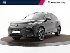Volkswagen Tiguan - 1.5 272pk DSG eHybrid R-Line · Panoramadak · Wegklapbare Trekhaak · Leder · Harman Kardon