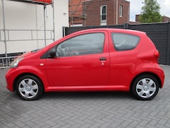 Toyota Aygo - 1.0-12V Nieuwe APK