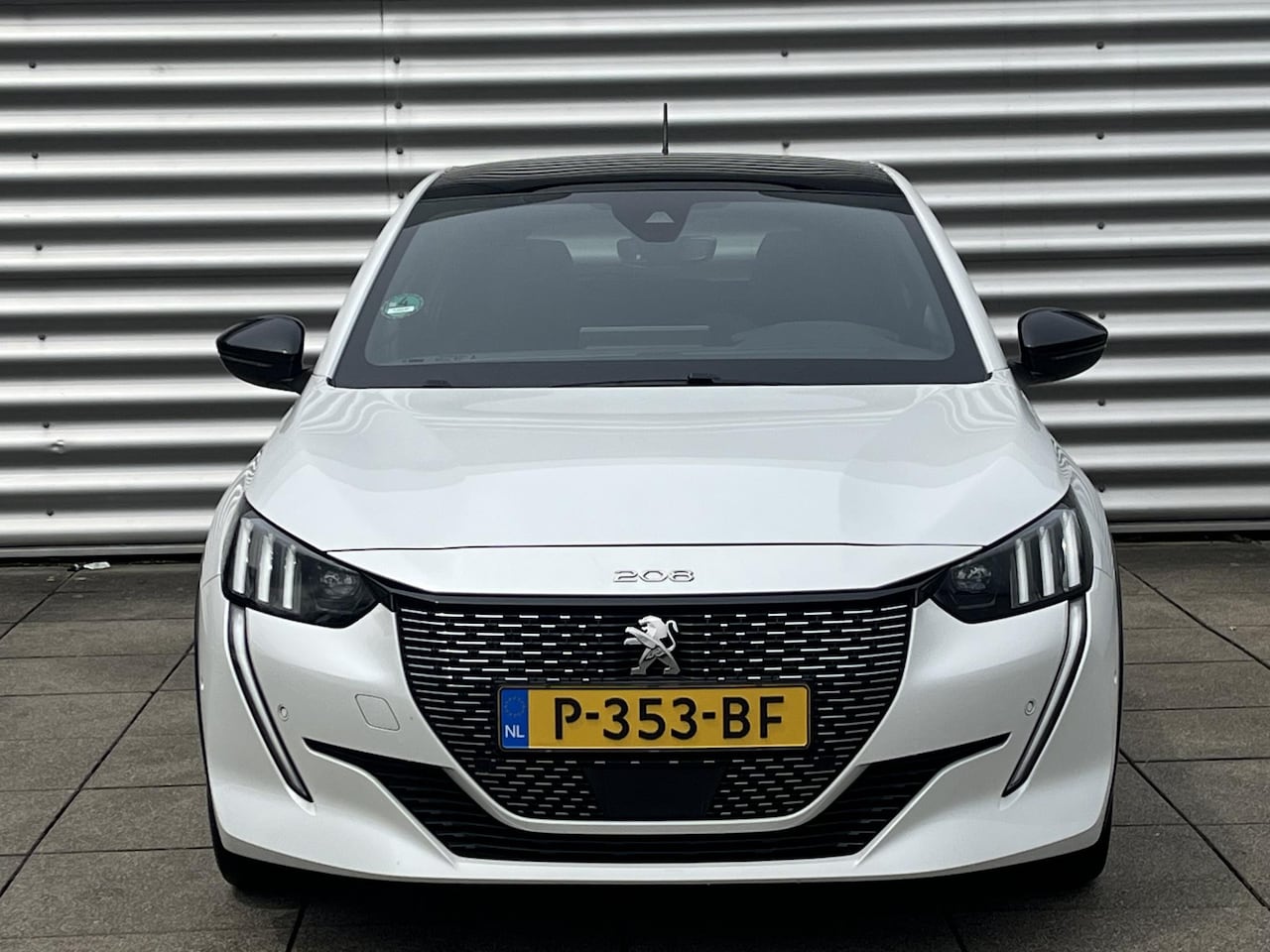 Peugeot 208 - 1.2 PureTech GT-Line 130 PK | Automaat | Adaptive Cruise Control | Achteruitrijcamera | Na - AutoWereld.nl