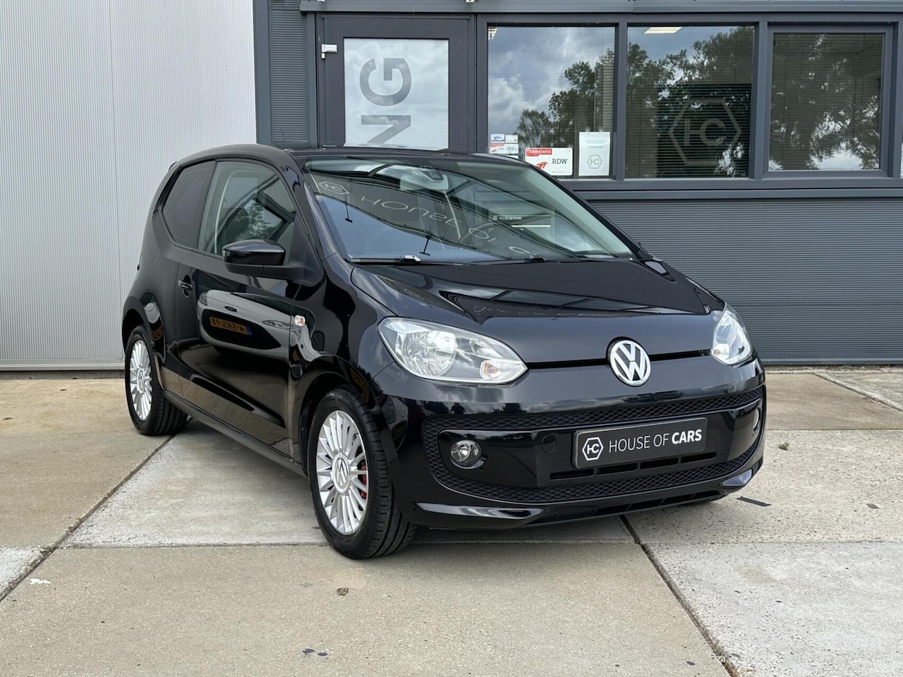 Volkswagen Up! - 1.0 high up! BlueMotion Airco Bluetooth NAP - AutoWereld.nl