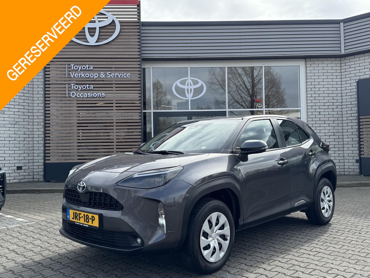 Toyota Yaris Cross - 1.5 HYBRID BUSINESS ALL-SEASON PARKEERCAMERA APPLE/ANDROID CLIMA AD-CRUISE BLUETOOTH - AutoWereld.nl