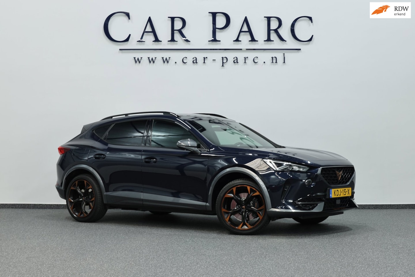 CUPRA Formentor - 1.4 e-Hybrid VZ Performance LED/VIRTUAL/SFEER/HALF LEDER+S.VERWARMING/19" LMV/CAM/ACC/ECC/ - AutoWereld.nl
