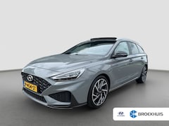 Hyundai i30 Wagon - 1.5 T-GDi MHEV N-Line Sky | Trekhaak | Elektrisch Schuifdak | 18'' velgen | Camera | Carpl