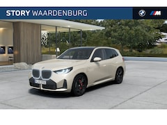 BMW X3 - 30e xDrive M Sport Automaat / Panoramadak / Trekhaak / Sportstoelen / Adaptieve LED / Park