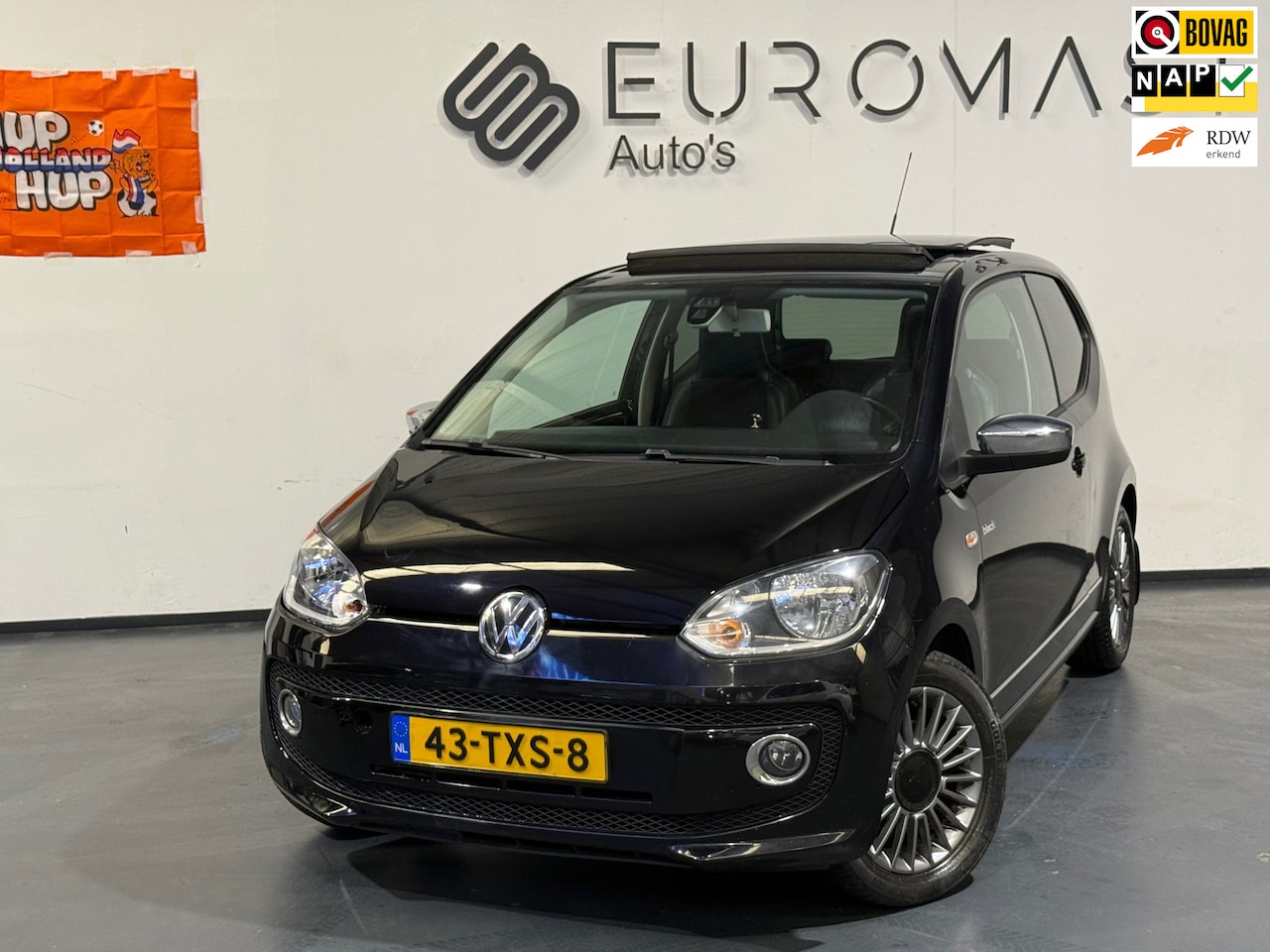 Volkswagen Up! - 1.0 high up! BlueMotion Schuifdak Airco Cruise Pdc Nieuwe Apk - AutoWereld.nl