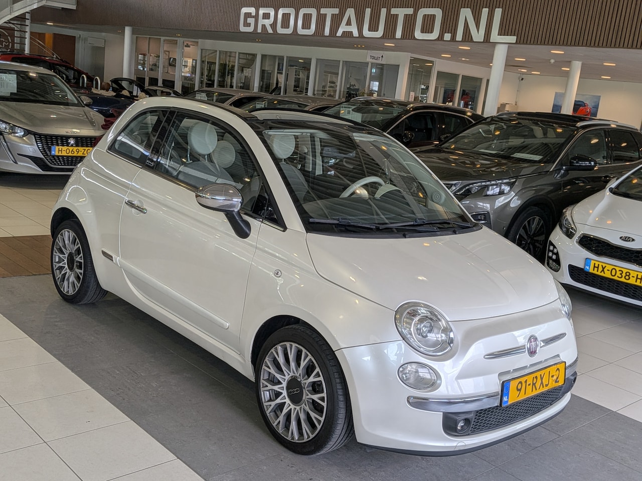 Fiat 500 C - 0.9 TwinAir Lounge Automaat Airco, Stuurbekrachtiging - AutoWereld.nl