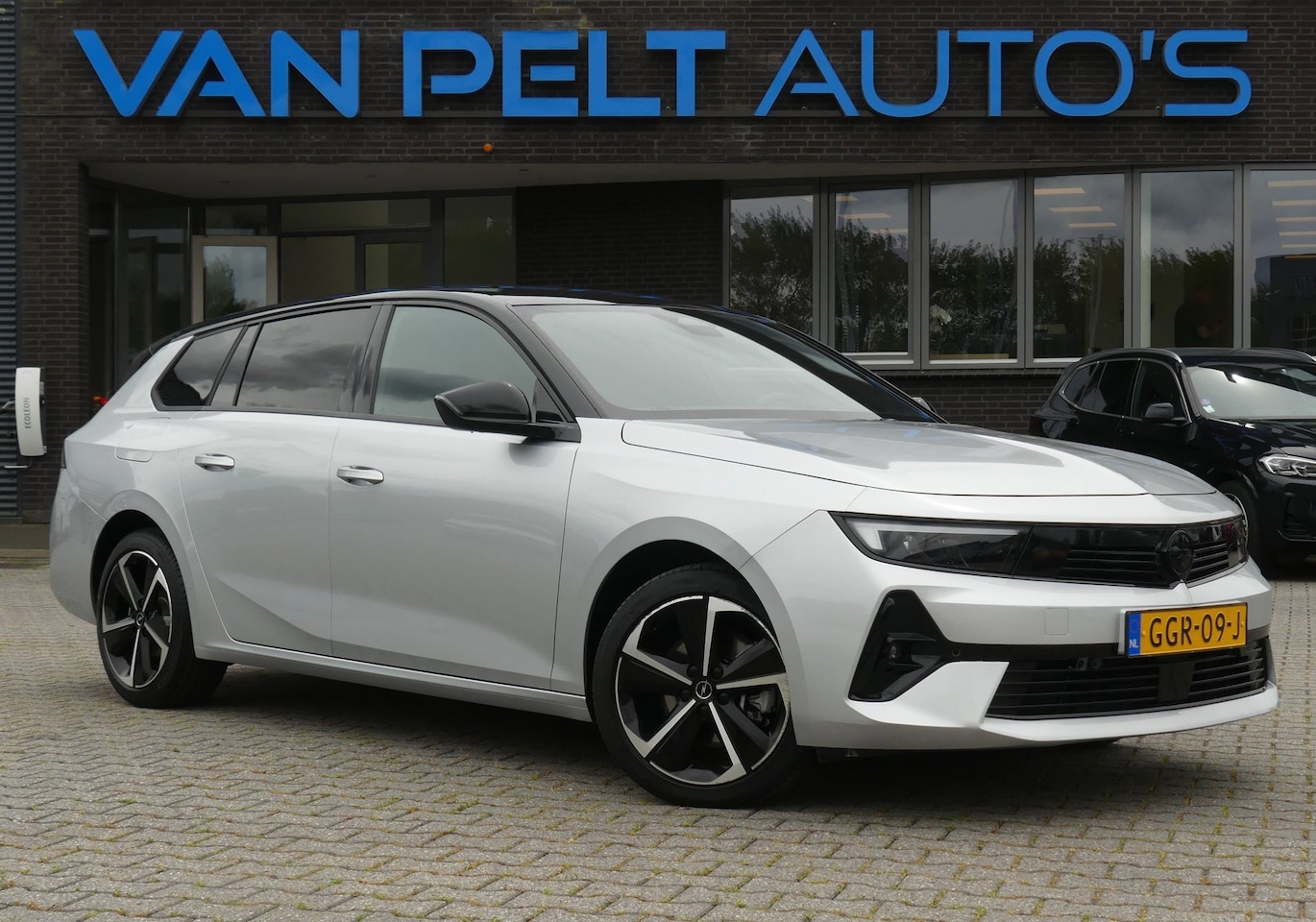 Opel Astra Sports Tourer - 1.2 Turbo Hybrid GS / Stoelverwarming / Carplay / Navigatie - AutoWereld.nl