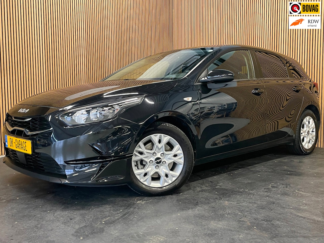Kia Cee'd - Ceed 1.0 T-GDi DynamicLine|APPLE CARPLAY|ANDROID AUTO|STOEL+STUURVERW|CAMERA|CRUISE+CLIMAT - AutoWereld.nl