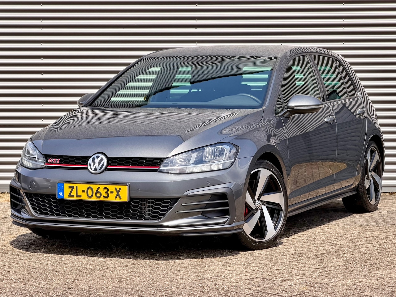 Volkswagen Golf - 2.0 TSI GTI Performance | 1e Eigenaar | Dealer Onderhouden | Origineel NL | Dynaudio - AutoWereld.nl