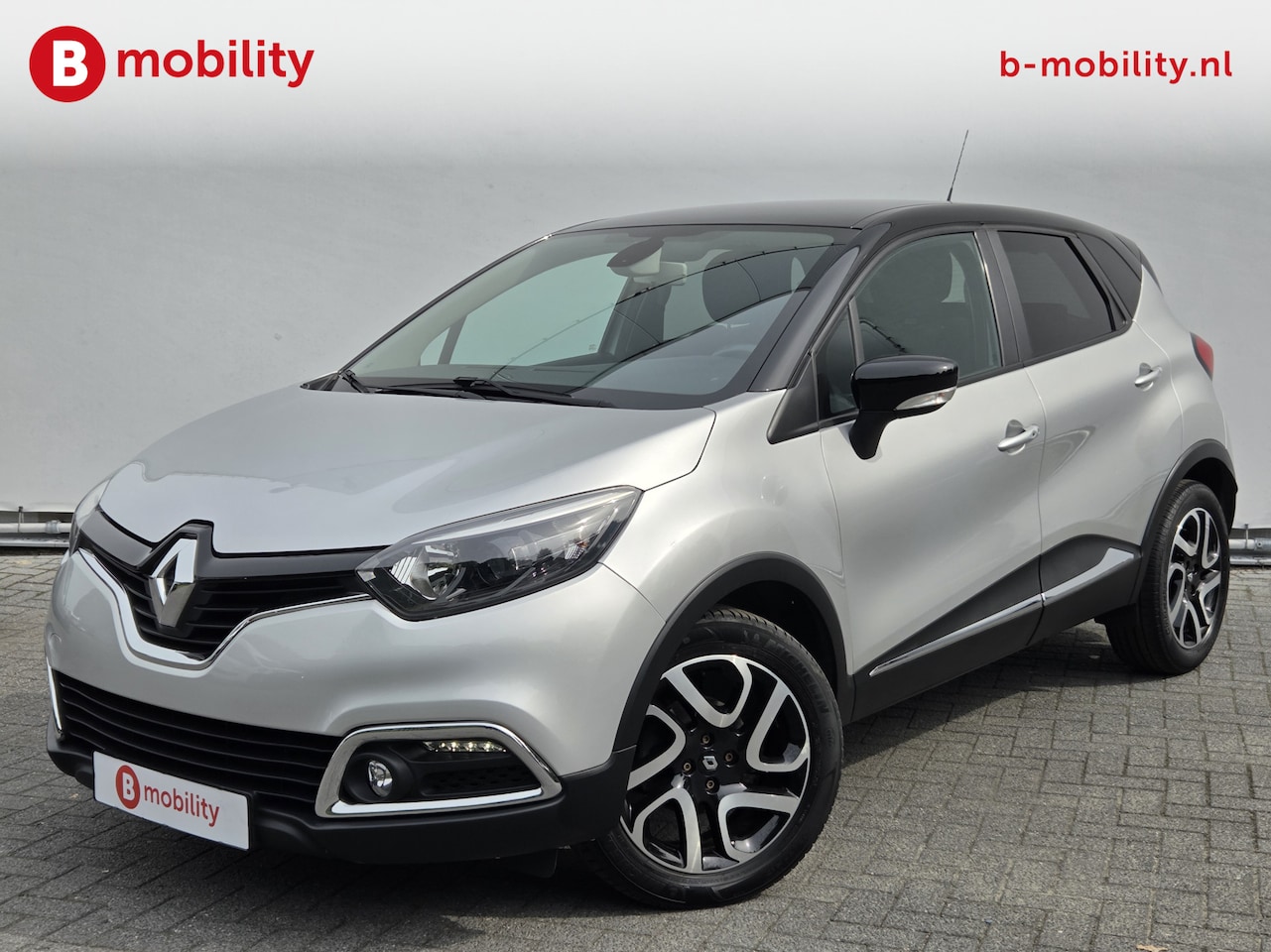 Renault Captur - 0.9 TCe Expression Trekhaak Navigatie | Cruise Control | PDC | Climate Control - AutoWereld.nl