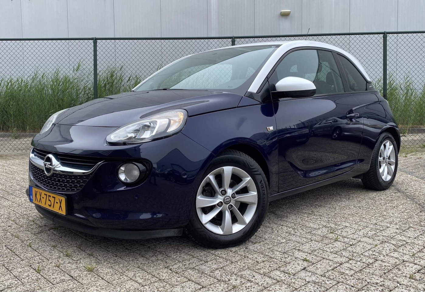 Opel ADAM - 1.2 Glam | Navigatie | Clima | Cruise | 2 x PDC | Nieuwe Apk | - AutoWereld.nl